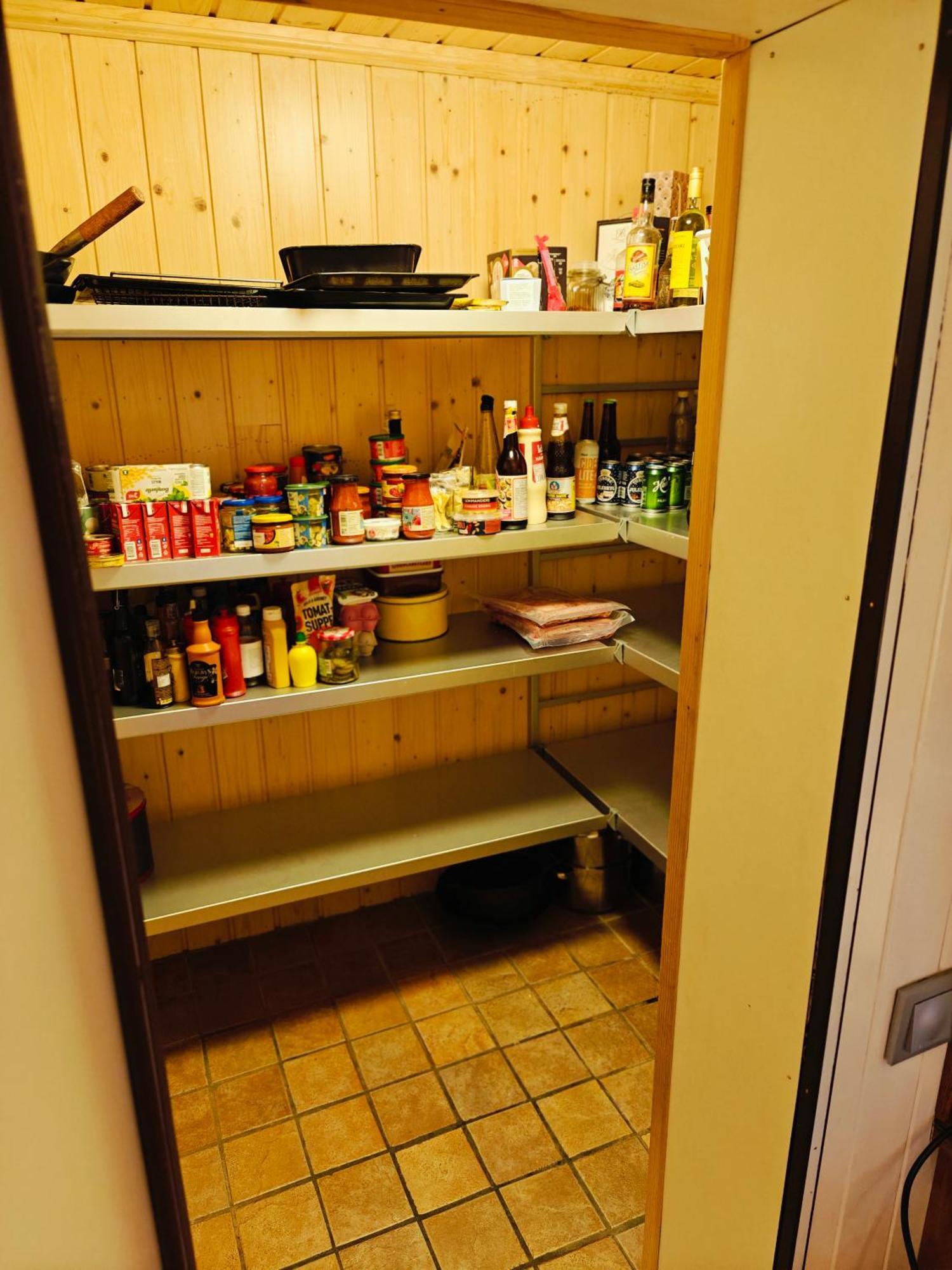 Fritt Beliggende Stor Enebolig Med Hoy Standard